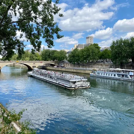 Quiet And Typically Parisian